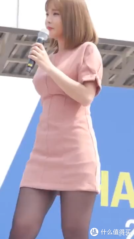 韩版复刻：夏季性感粉红连衣裙，59元的斩男杀