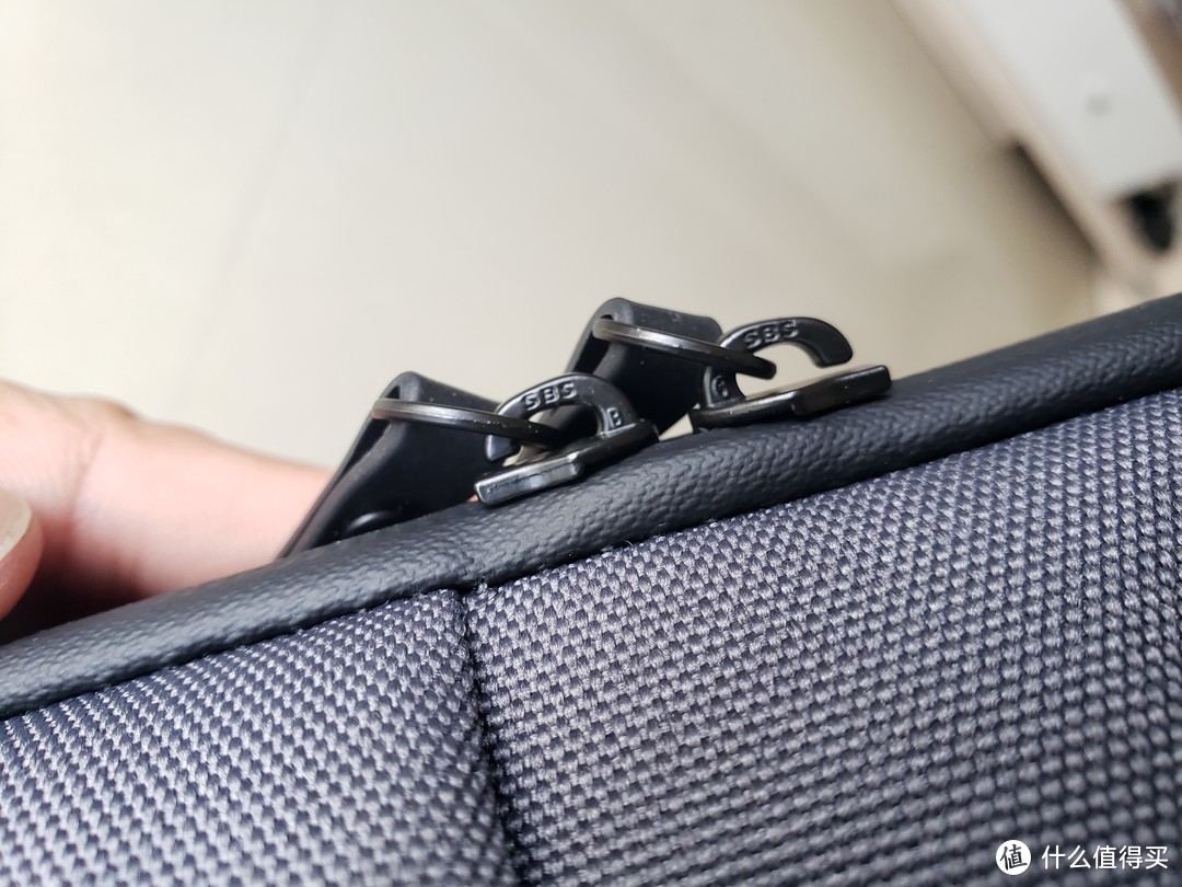 买真香包包还得看联想定制,新秀丽&泰格斯