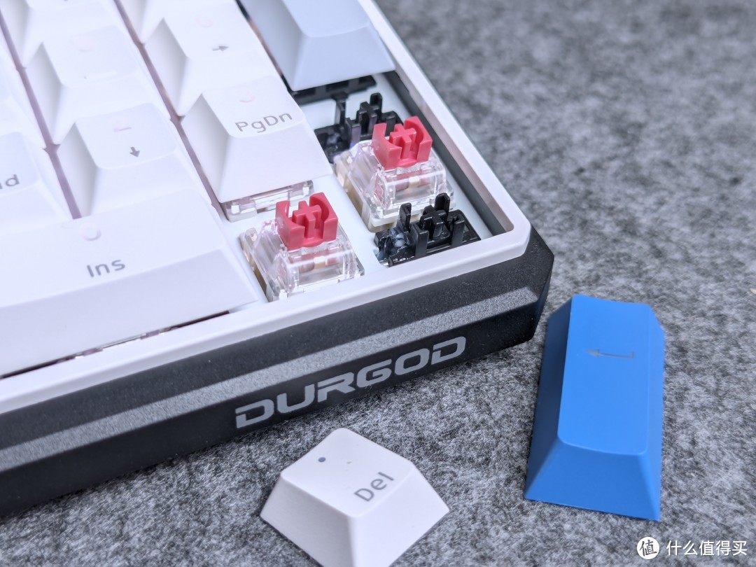 双十二值得买的键盘杜伽K610w白光版评测：高颜值、超长续航、手感舒服！ 
