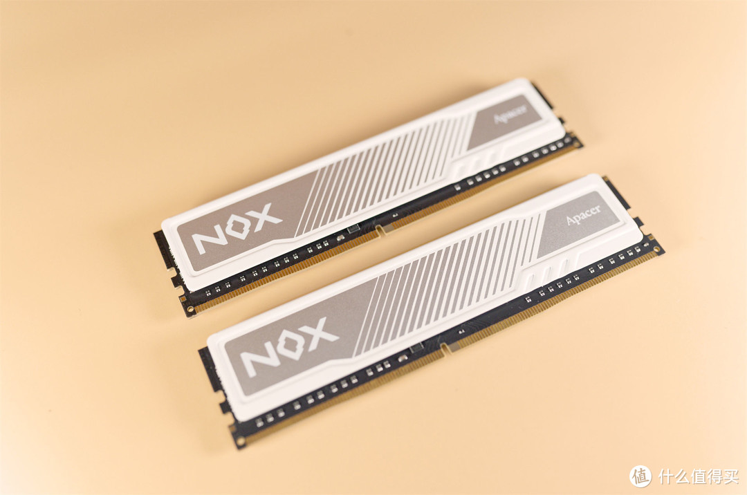 趁着价低升级一波，宇瞻 NOX DDR4 3600 16G*2内存分享