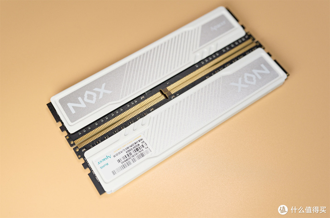 趁着价低升级一波，宇瞻 NOX DDR4 3600 16G*2内存分享
