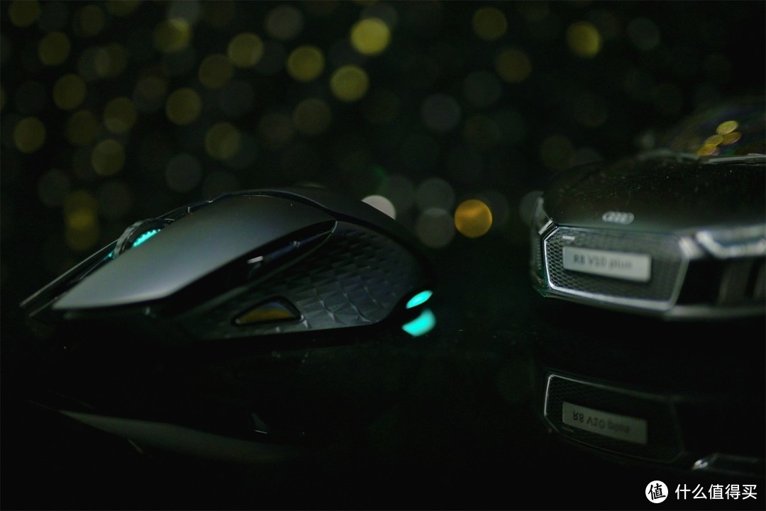 有颜有料还有型，雷柏V30W双模RGB游戏鼠标，让甩狙快人一步