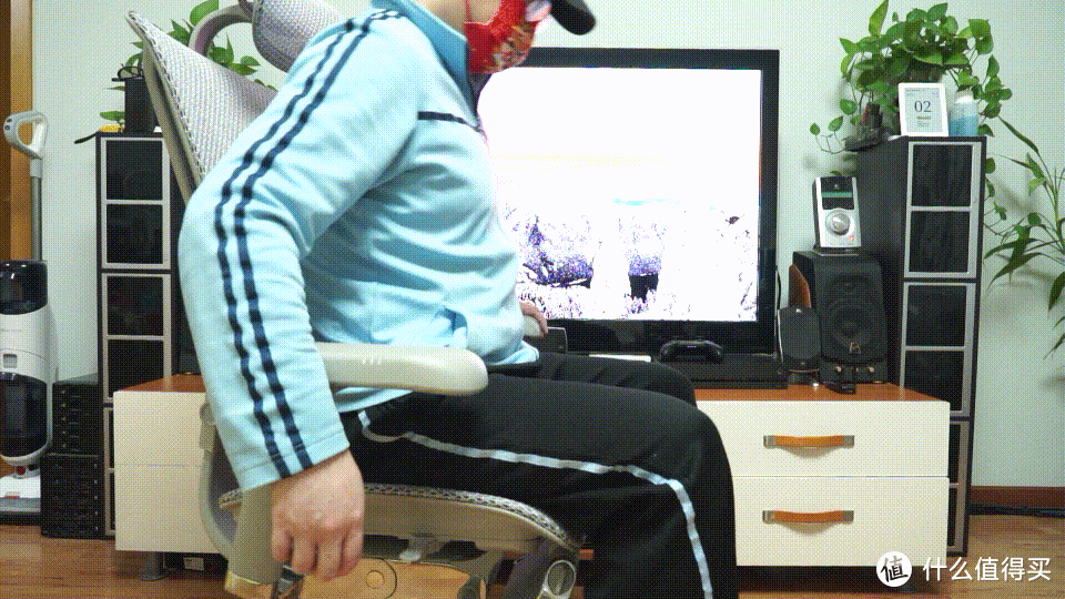 实用至上，久坐腰不累腿不麻的高品质人体工学椅：全新保友优旗舰W 2代