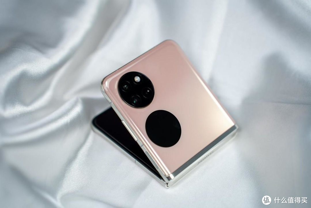 时尚配色灵动设计，华为Pocket S引领手机颜值新动向