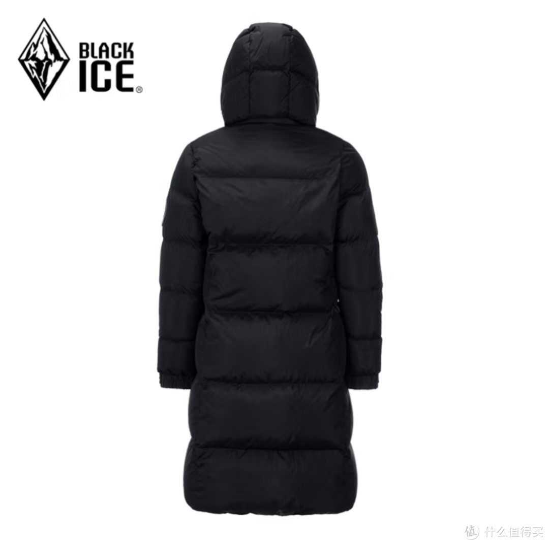 双十二值得好价入手的黑冰三款羽绒服好物清单，价格是真的很便宜，穿起来也更加暖和了。