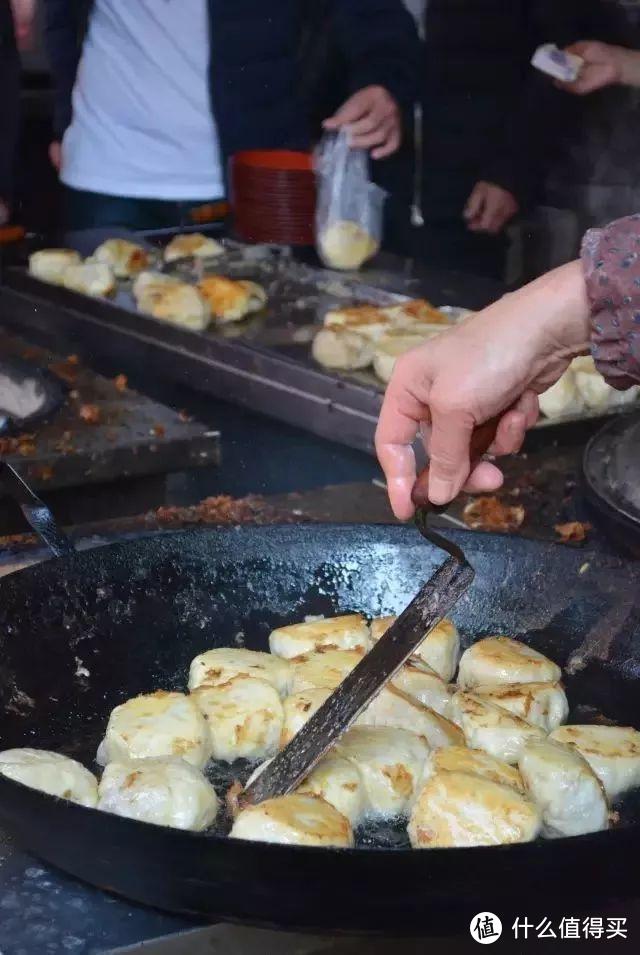 每天都在用的塑料袋，别用错了，有毒有害！很多人却还在装吃的