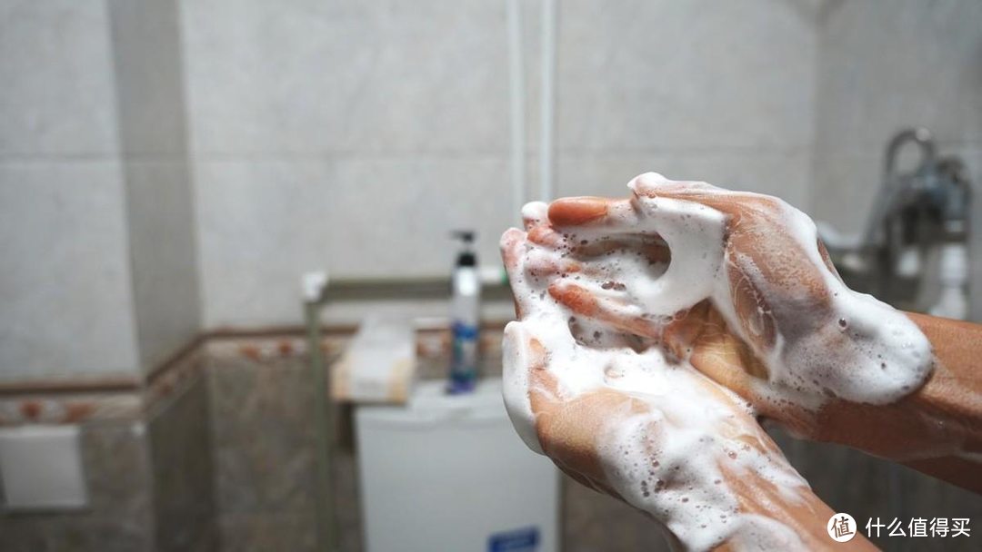沐浴也用上氨基酸慕斯可太高级 不过冬天皮肤干燥的问题解决了