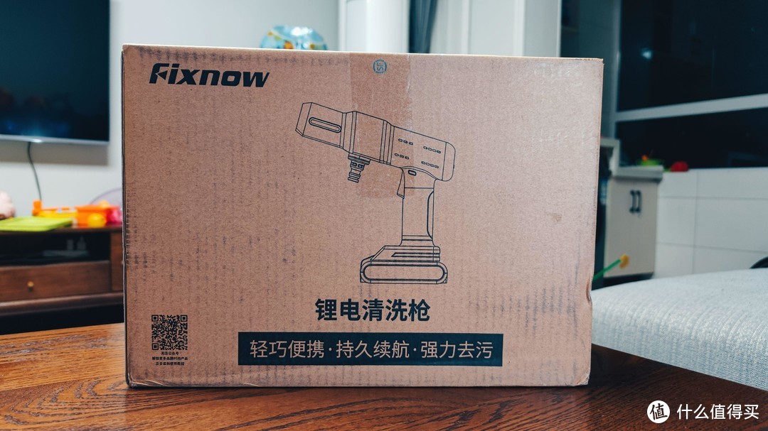 Fixnow 400E手持锂电清洗机，让洗车变得简单方便