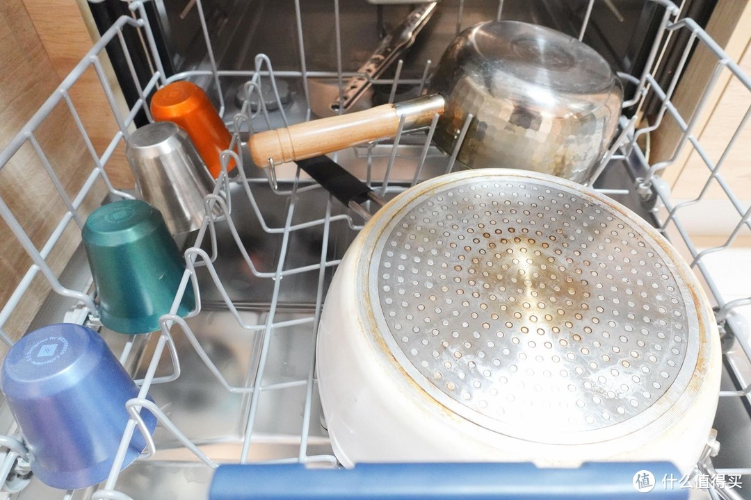 质疑声一片的洗碗机，为啥销售还年年增长，背后的原因是什么