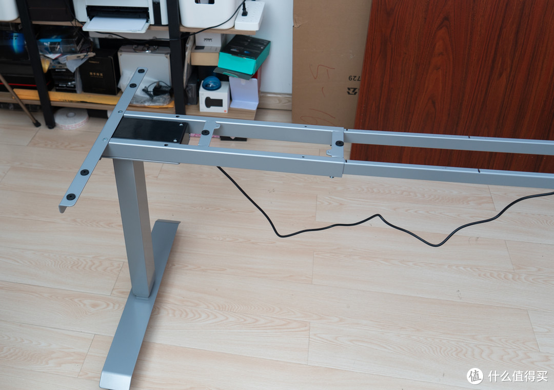大桌面就是爽，乐歌E4桌腿+1.8米电动升降桌体验