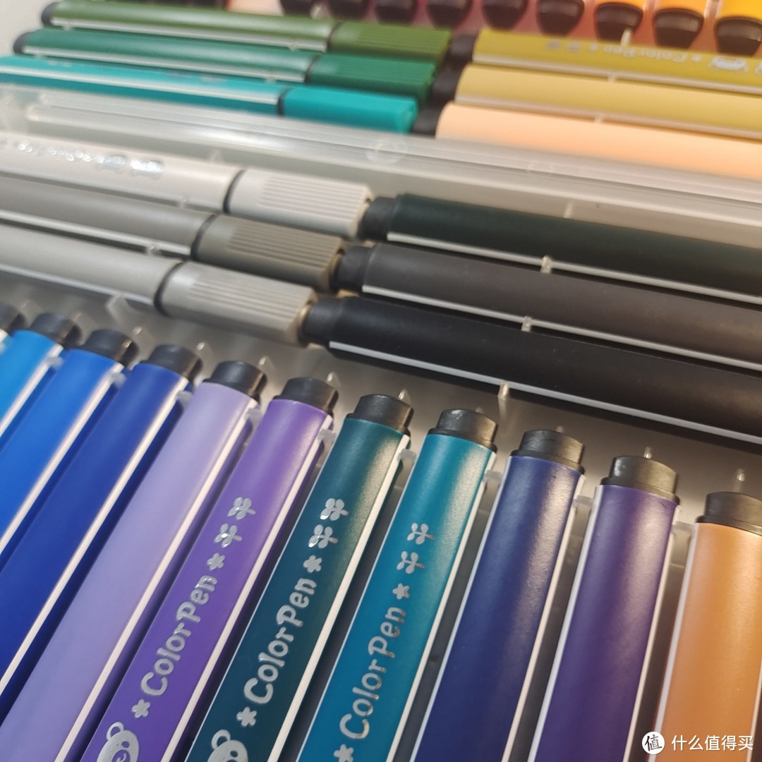 如果你买了这套水彩笔，你的孩子一定会爱上画画的！