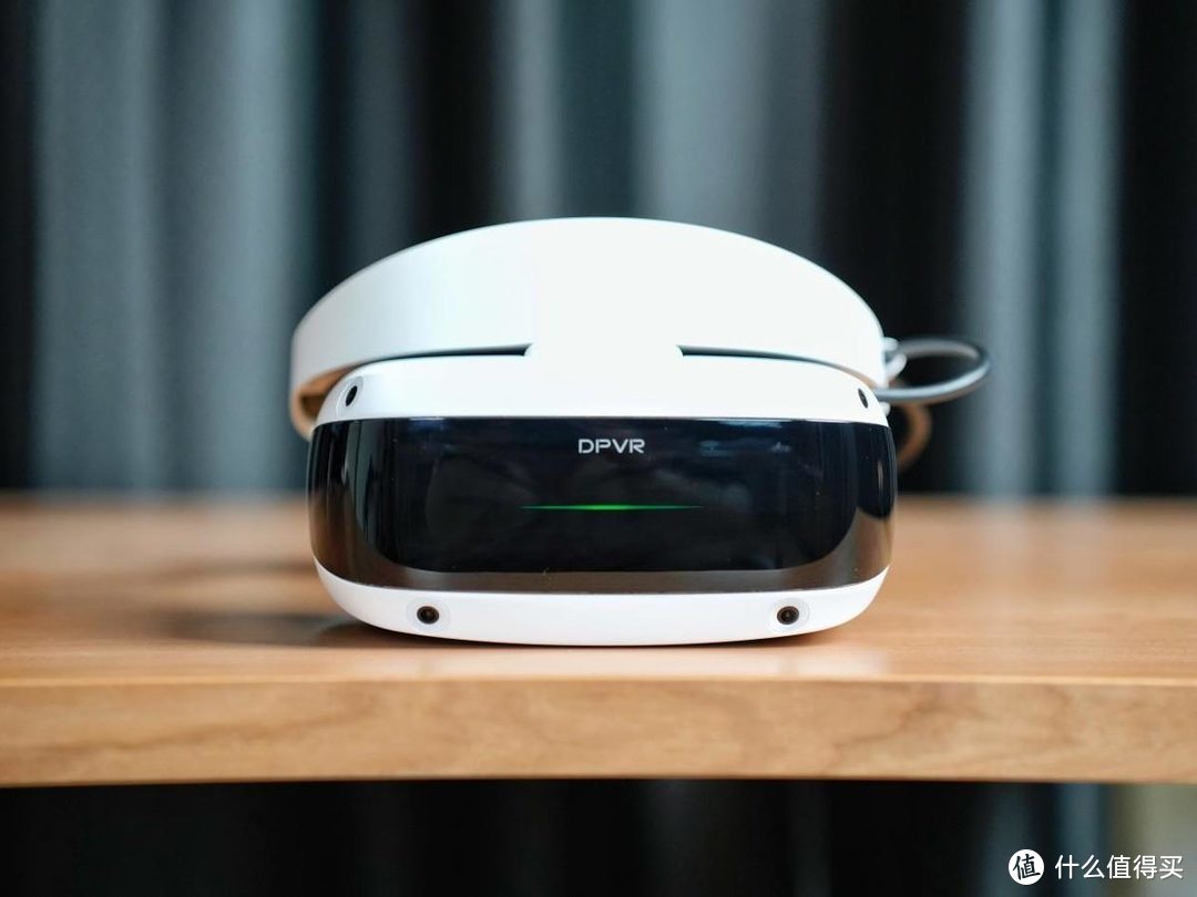大朋VR E4体验：或许这是目前最轻便、舒适的游戏VR