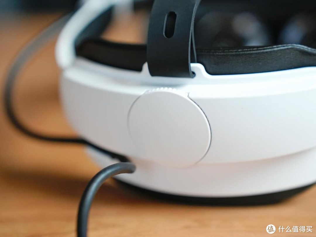 大朋VR E4体验：或许这是目前最轻便、舒适的游戏VR