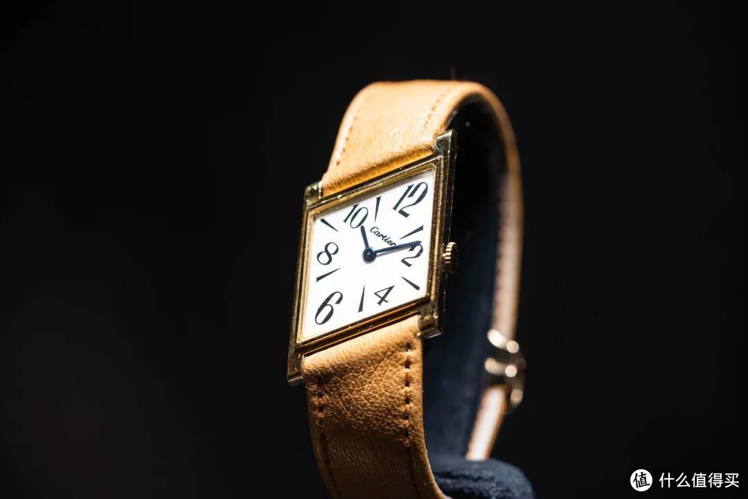 Cartier Tank Oblique，1975年