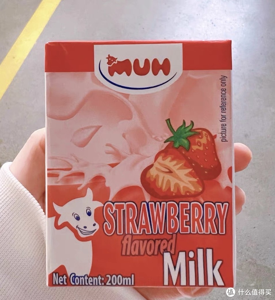 超级好喝的一款草莓牛奶！