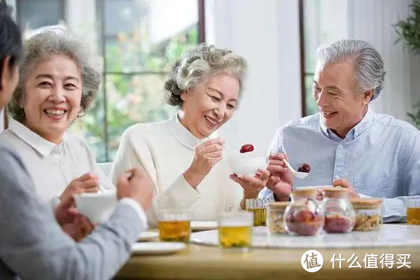 提醒中老年人：早餐要吃好，这5种搭配，比油条健康，还比包子香