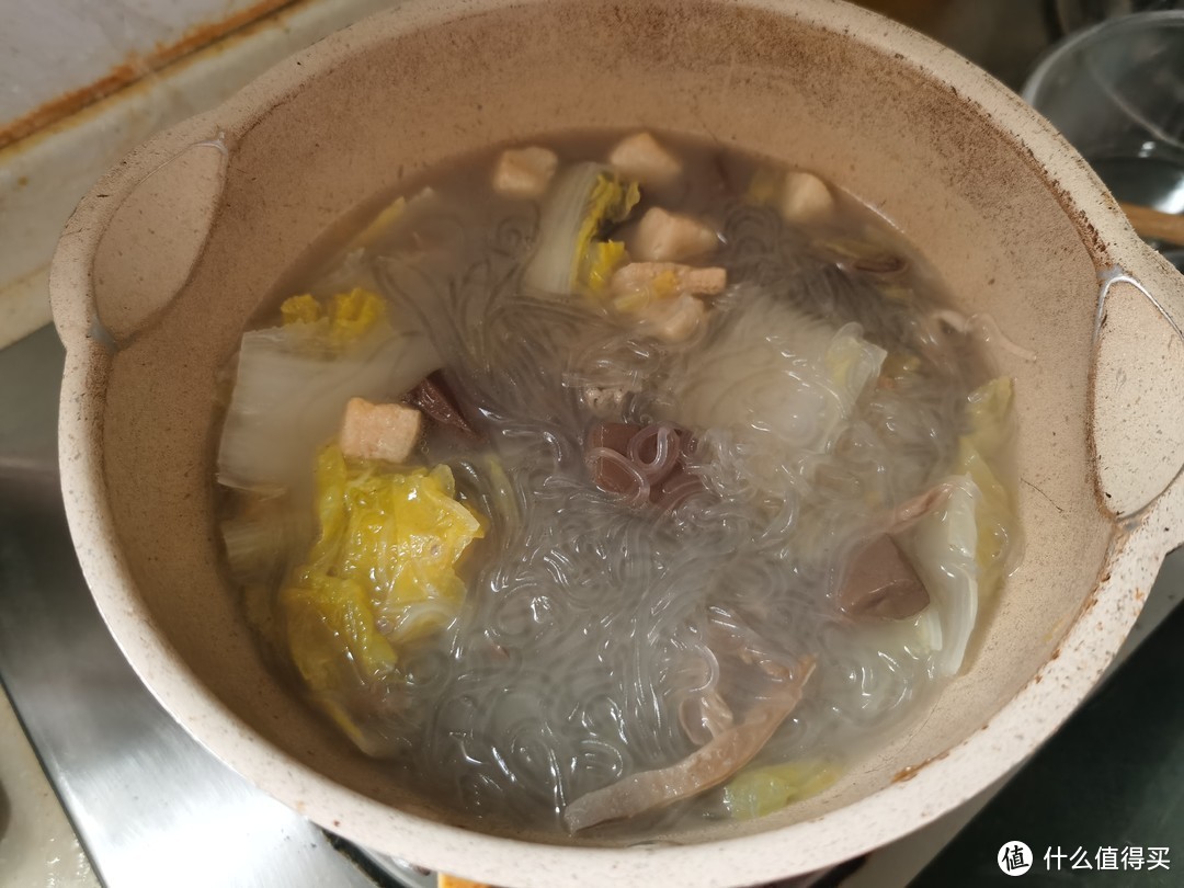 炫一碗正宗鸭血粉丝汤，做一份减脂无水白菜炖鸡腿肉