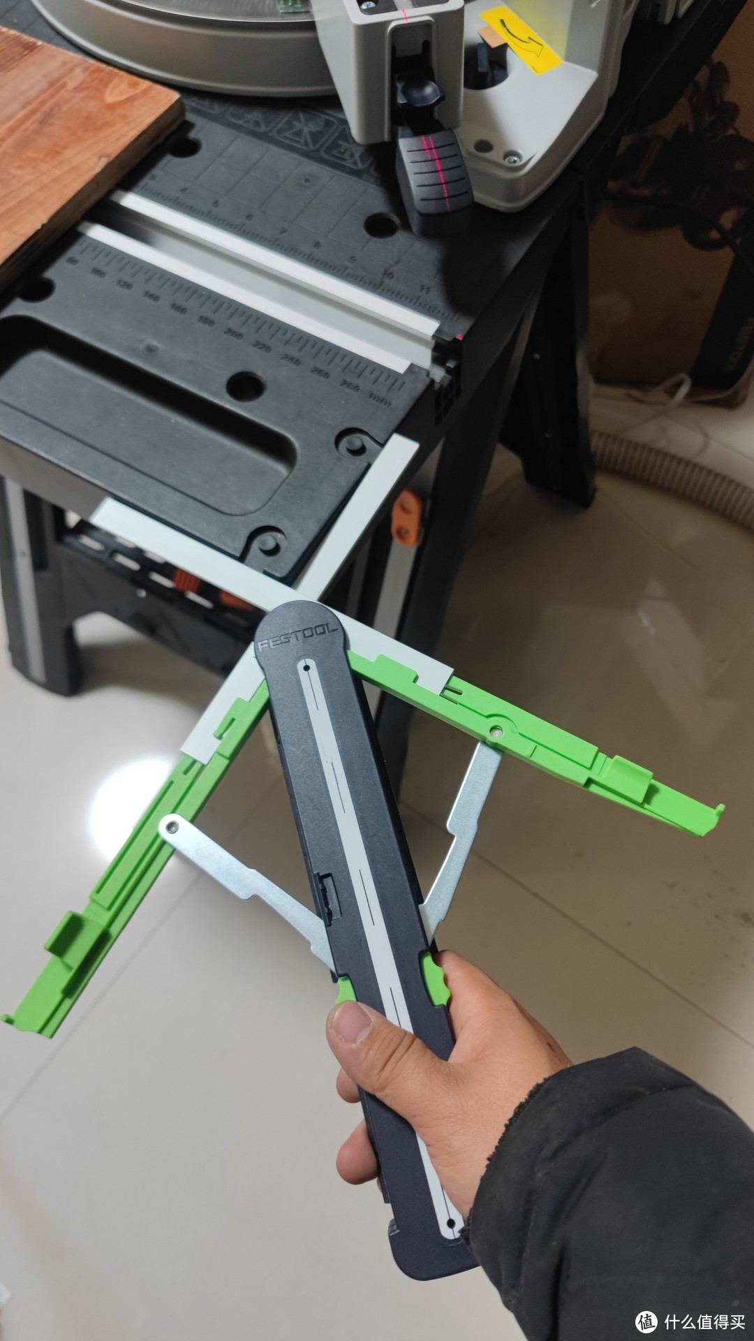 FESTOOL费斯托斜切锯 KS120REB 开箱简单使用体验。