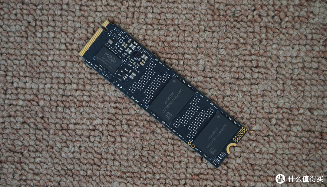 不输旗舰的高性价比PCIe 4.0 SSD，宏碁掠夺者 GM7 1TB体验分享