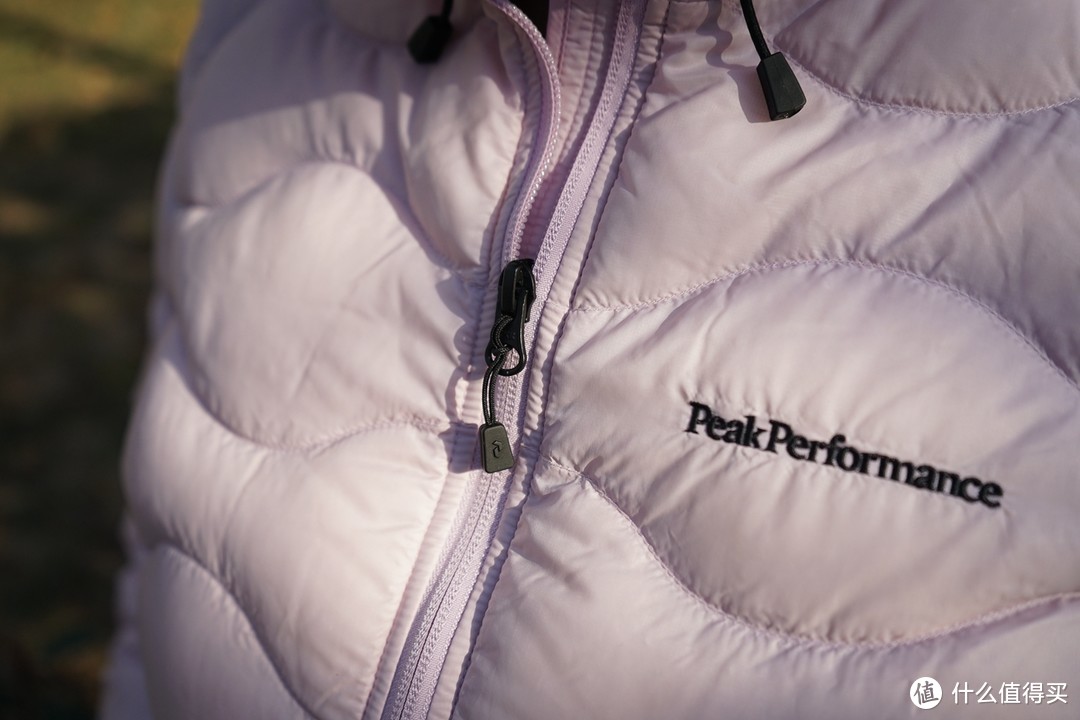 轻薄防风保暖兼备，给家人的轻型羽绒服——PeakPerformance壁克峰HELIUM羽绒服