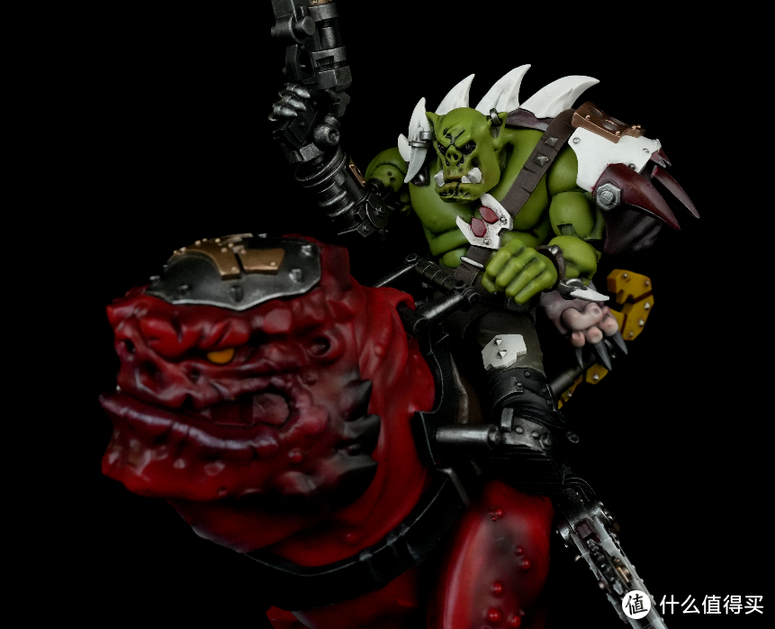 玩模总动员：圣吉列斯之血 VS “WAAAGH”大法，暗源战锤40K系列可动人偶开箱