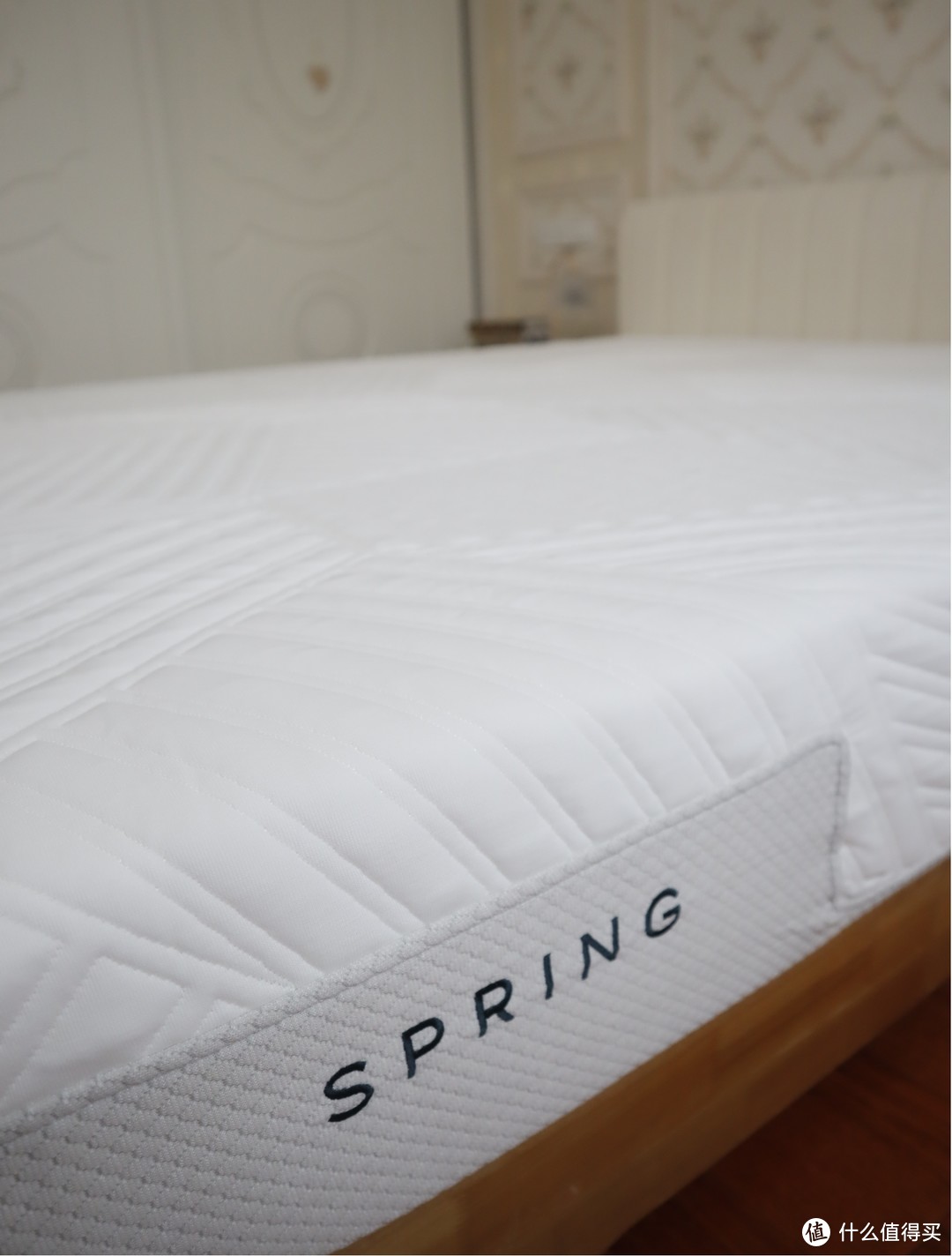 自从换上了ZINUS际诺思这款床垫，每天都睡得好舒服！