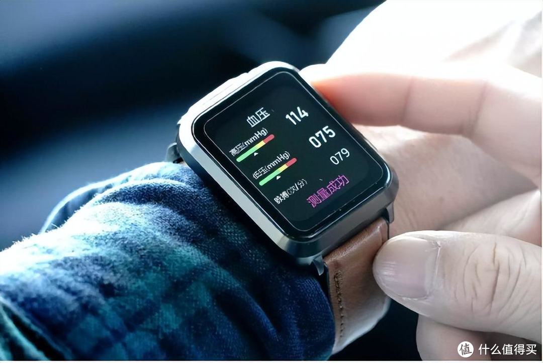 手腕上的血压计，用手表也能测血压—dido E50S气泵式血压智能手表