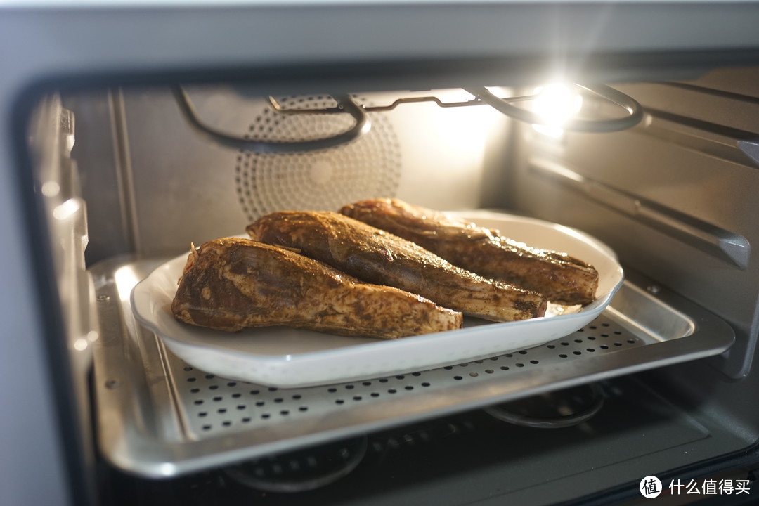 我悟了！原来蒸+烤才是烤羊腿的最佳做法！一篇蒸烤箱重度用户的经验分享（附食谱）