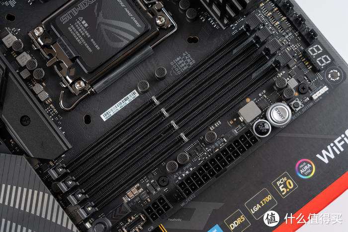 海灯—ROG Z790HERO+影驰4080星曜OC+海盗船iCUE 5000T白色装机分享