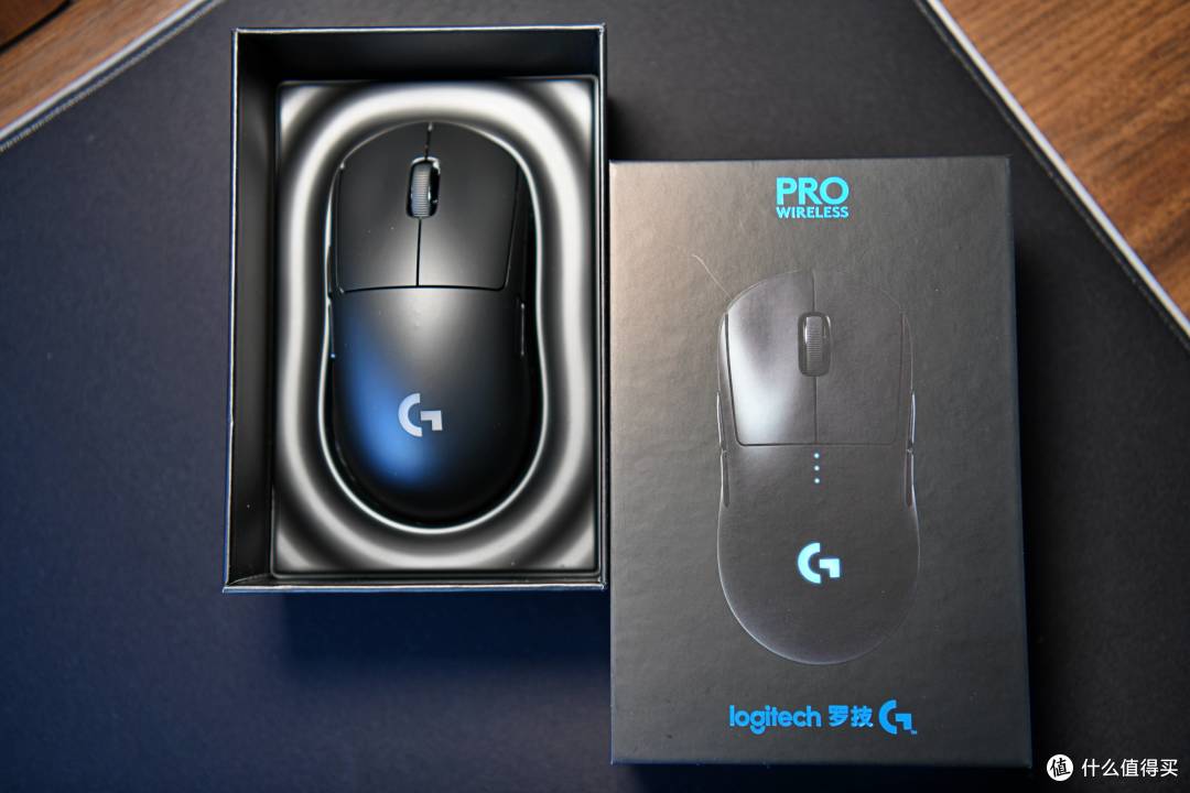 2022年末入手最炫酷外设:罗技gpw一代无线鼠标