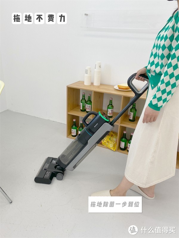 打扫室内卫生 追觅M12 Pro全能洗地机