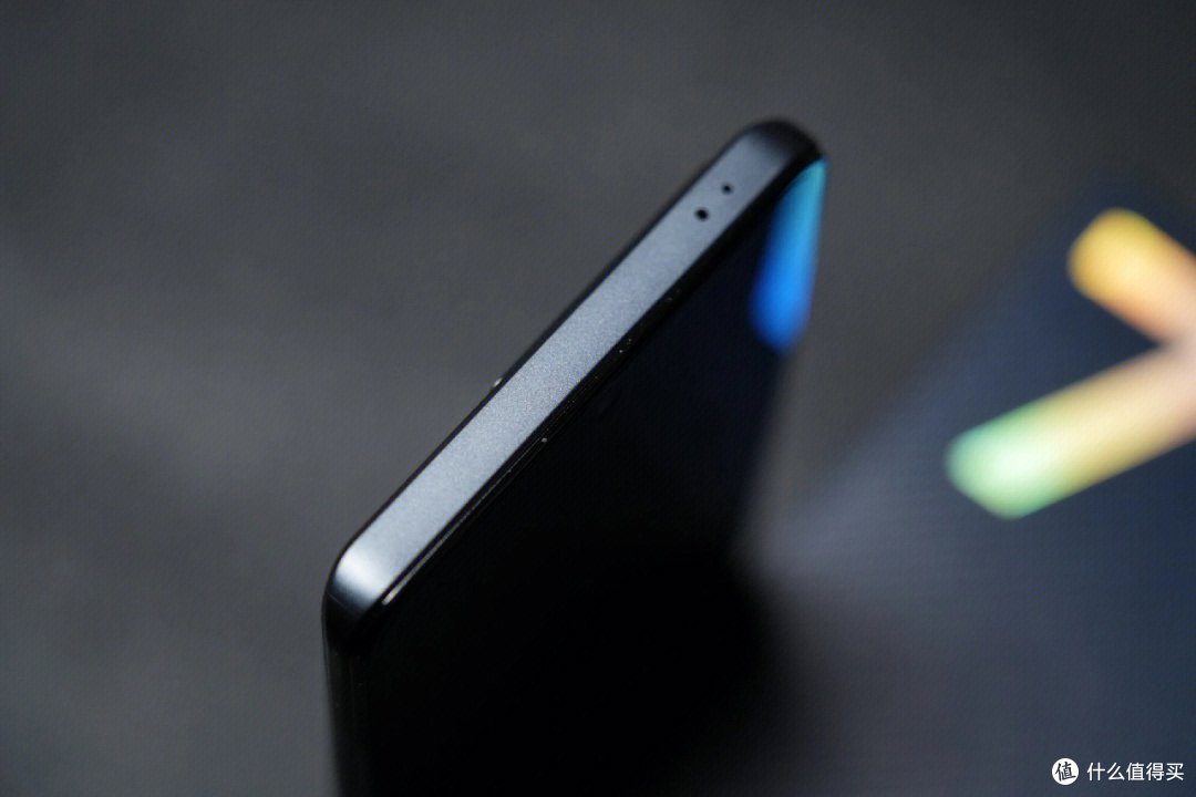 升级了三星gn5传感器,像旗舰看齐,这颗头的素质有目共睹,加上蓝厂的