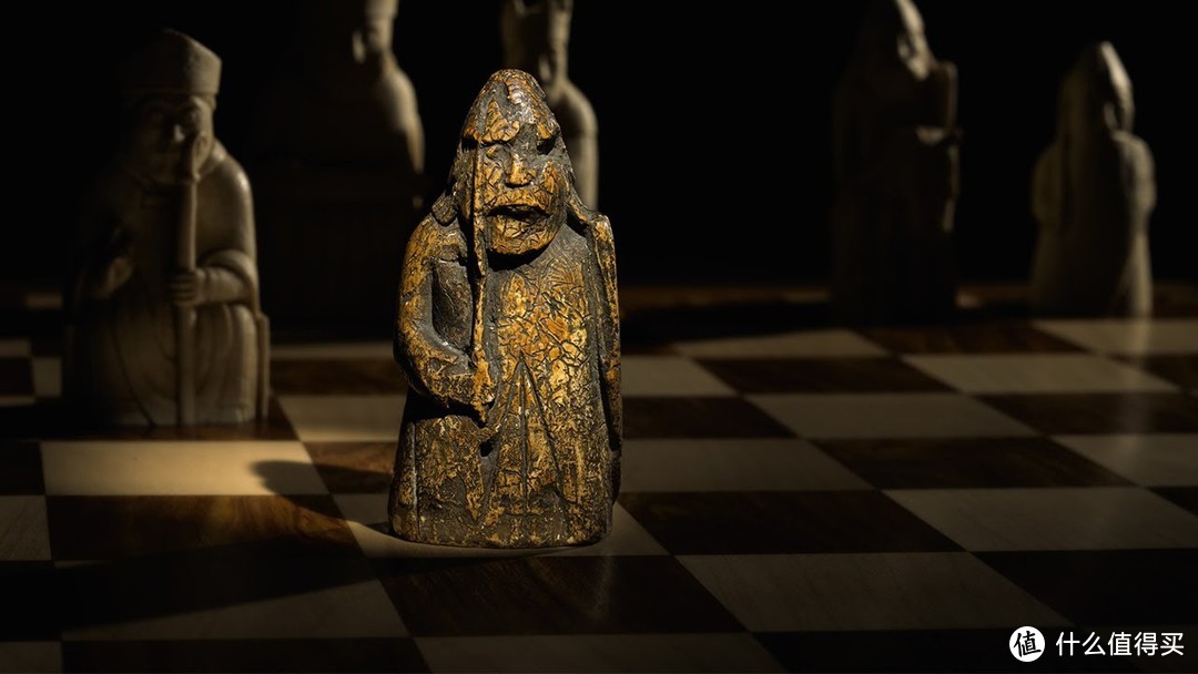 路易斯棋子，最古老（中世纪）的象牙雕刻的国际象棋