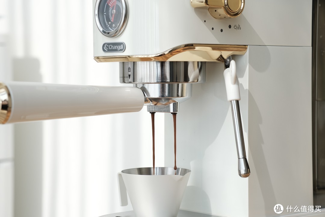 在家做咖啡就是这么简单，便宜又省心——长帝银河咖啡机实测