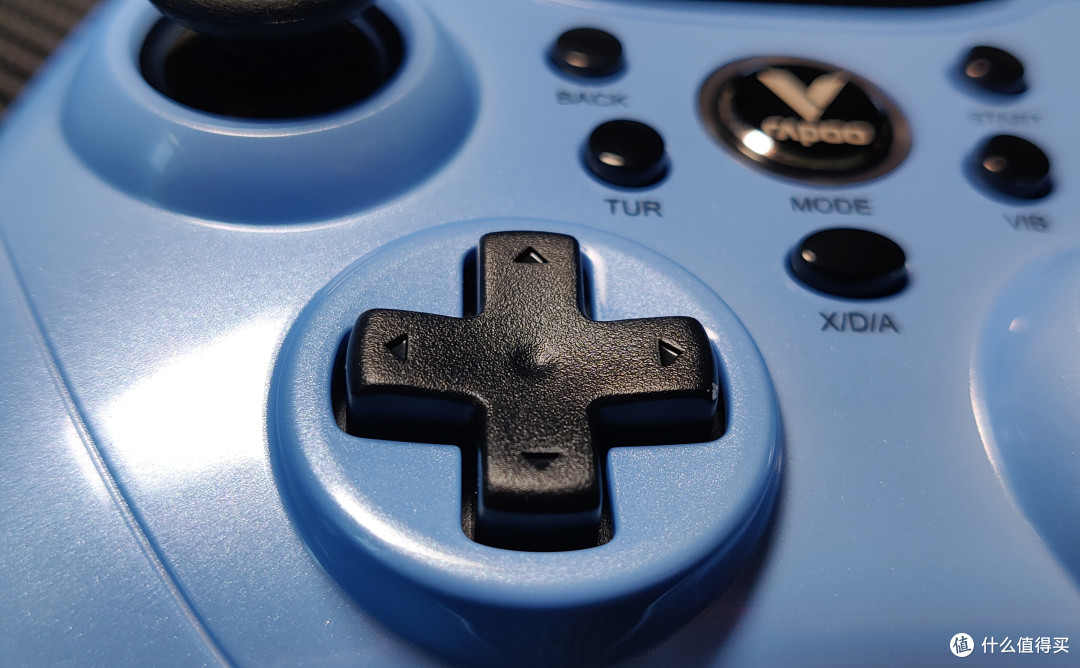 双面体感,肆意畅玩——雷柏v600s双模振动游戏手柄