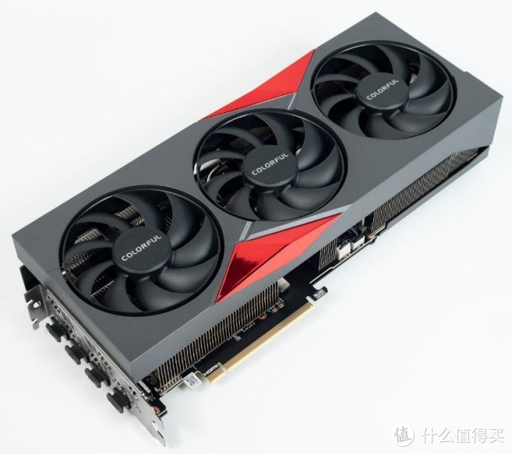 RTX 3090 Ti 平替？七彩虹 RTX 4070 Ti 12 GB 测试