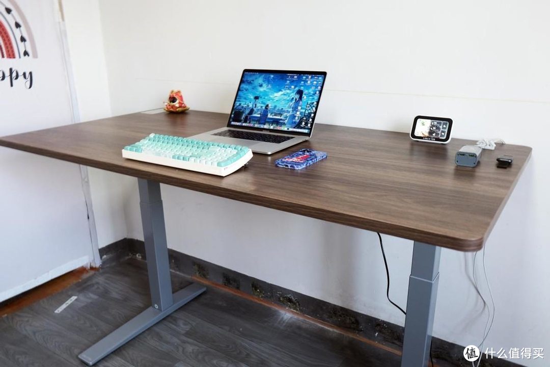 告别家中传统书桌，乐歌iE5升降桌办公学习新姿势