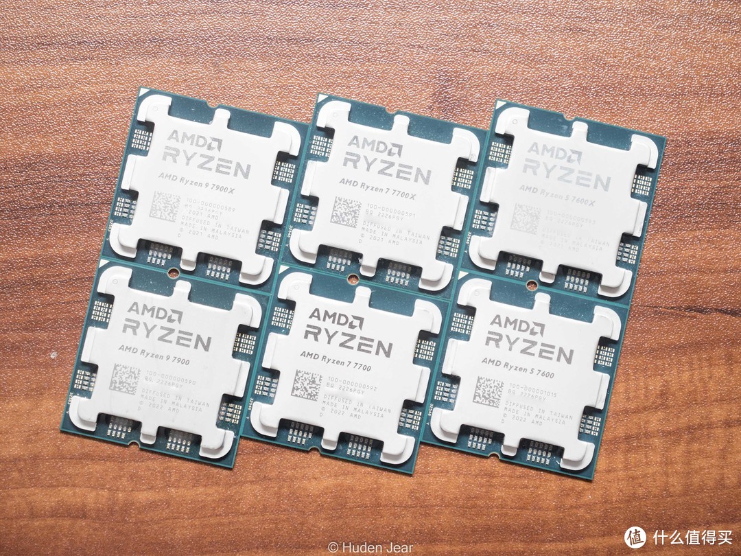 这次真香啦！首发测试AMD Ryzen 7900 7700 7600 ZEN4 非X系列