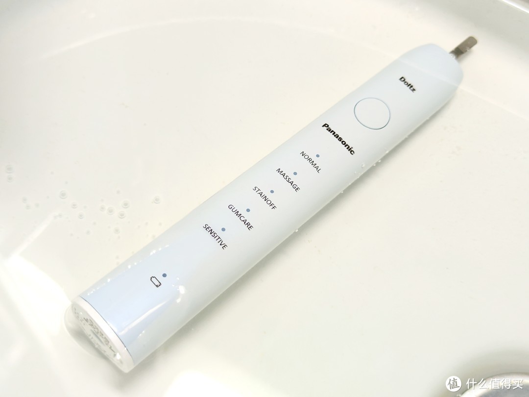 松下电动牙刷EW-DC01-W406评测：送给牙齿最好的礼物！
