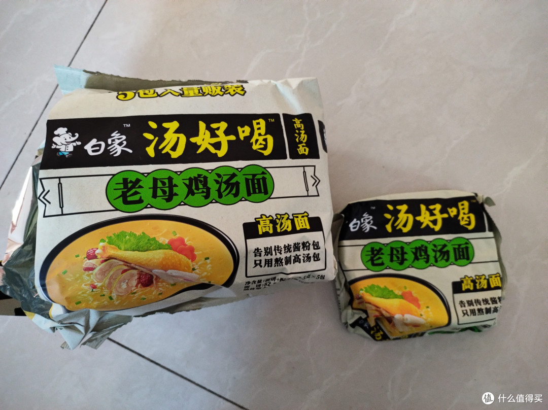 白象和某师傅方便面对比