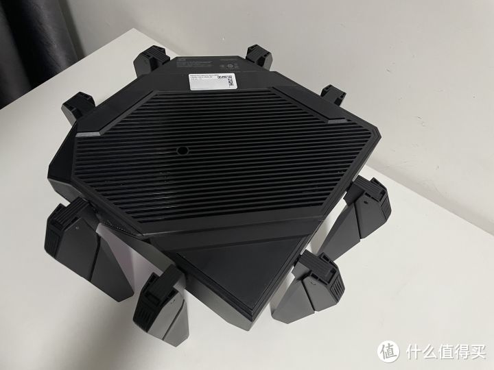 WiFi 6终章？ROG旗舰万兆路由GT-AX11000Pro开箱评测