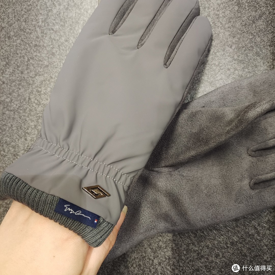 冬季骑车出行必备的加厚绒手套