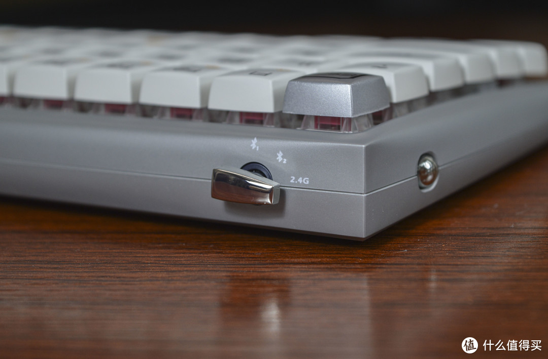 新颖别致:杜伽Hi Keys无线双模机械键盘开箱
