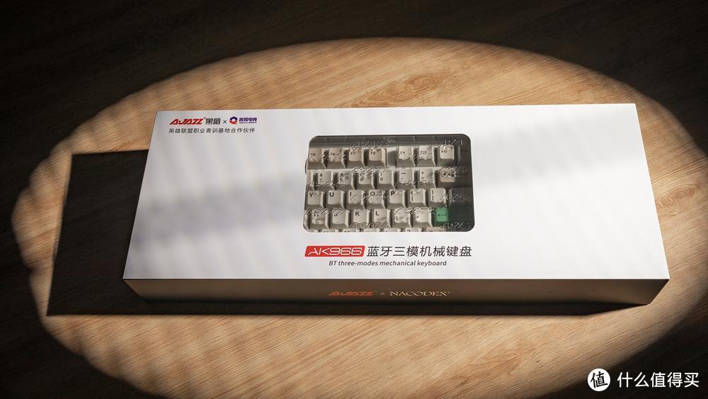 2023年的第一把复古机械键盘，黑爵AK966复古键盘开箱体验