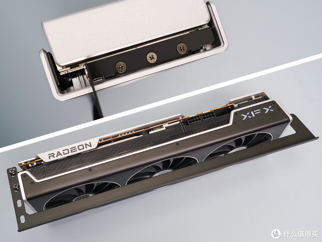 黑白混搭，双“79”的AM5平台3A主机，分别对比i家CPU和N家GPU