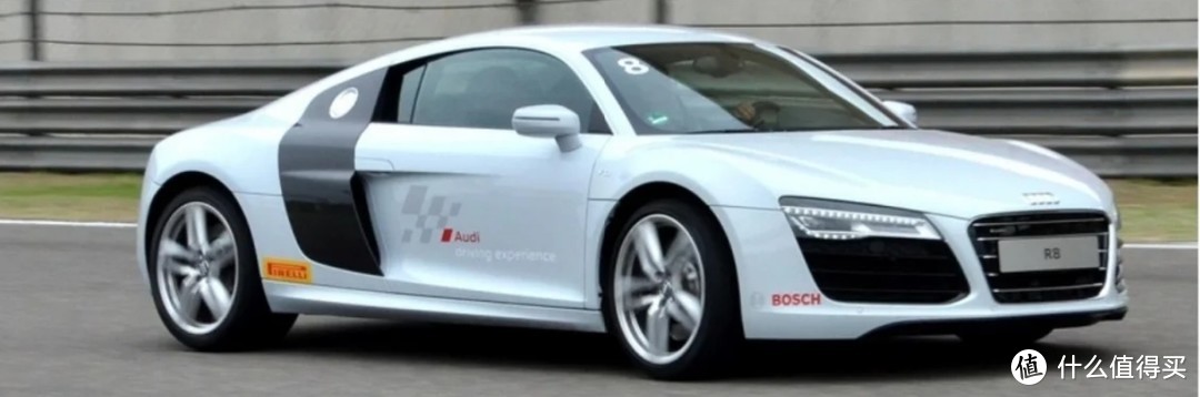 奥迪（Audi），它在追求品质的同时也较为低调，这个品牌是多少男人的梦。