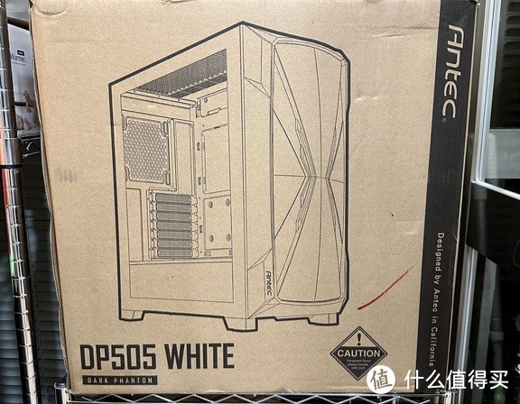 灰白 ＋ 网设计 安钛克 DP505 WHITE 中塔机箱