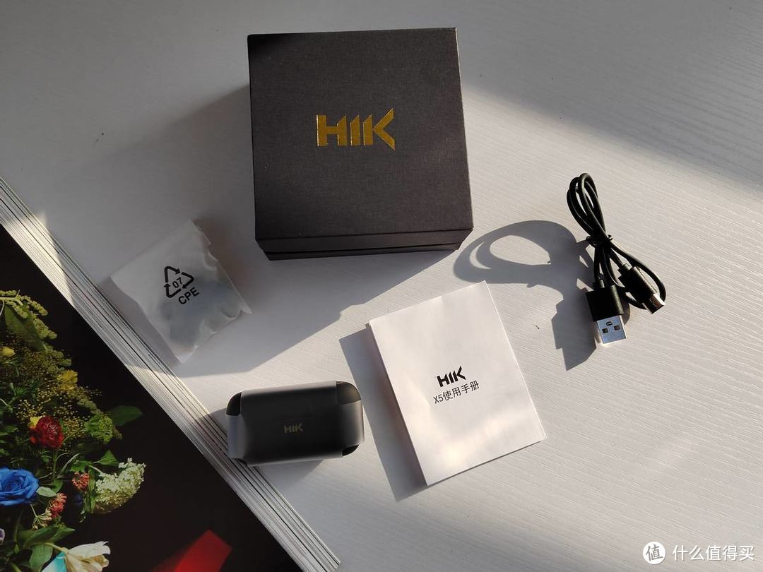 小巧精致无惧尘雨，把HIFI放入口袋的蓝牙耳机，HIK X5轻奢体验