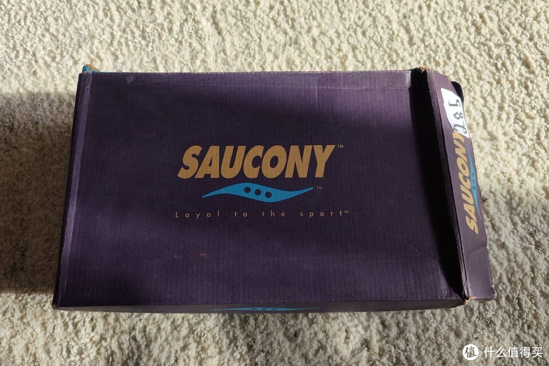 Saucony Hangtime low 与Shadow 5000分享