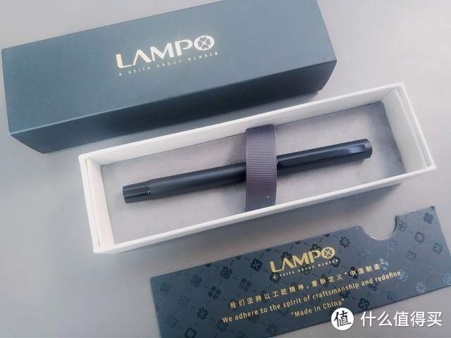 简约、流畅：LAMPO墨迹金属签字笔